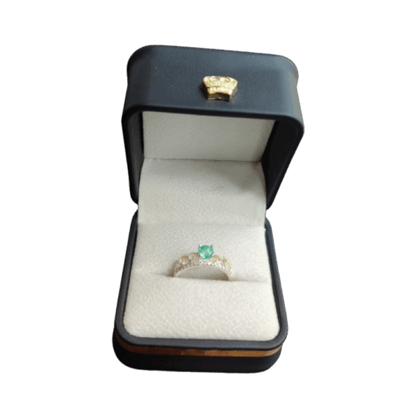 Anillo de plata con esmeralda Corona uno