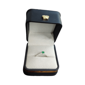 Anillo de plata con esmeralda Flama
