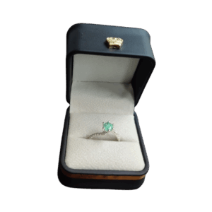 Anillo de plata con esmeralda Gala