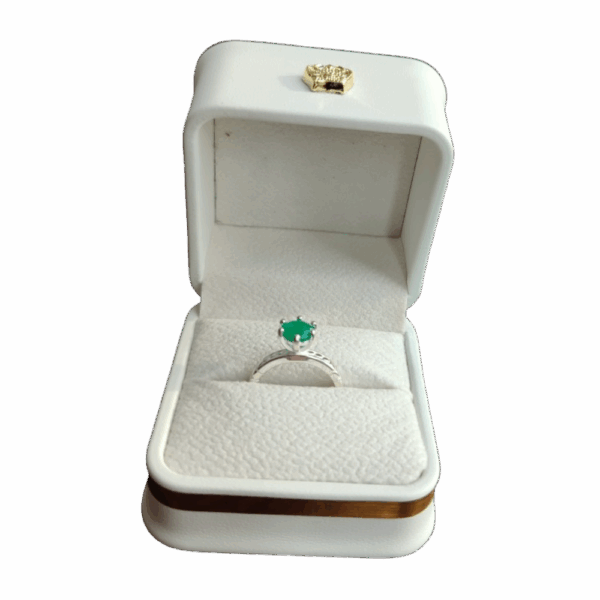 Anillo de plata con esmeralda Glacial