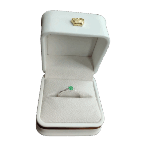 Anillo de plata con esmeralda Irine