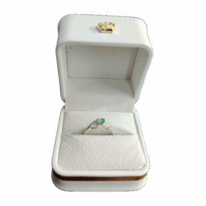 Anillo de plata con esmeralda Quimera