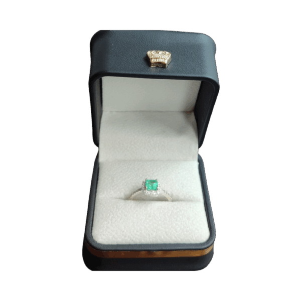 Anillo de plata con esmeralda Senda