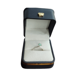 Anillo de plata con esmeralda Trino